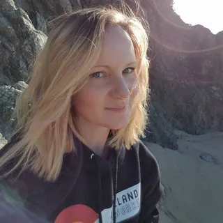 Mya K.