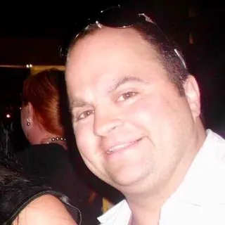 Joe D.