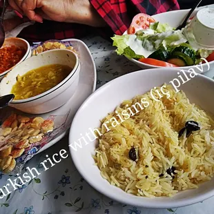 Turkish rice with raisins (iç pilav)