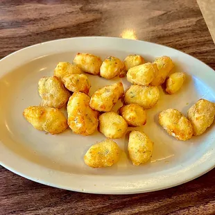 DELICIOUS cheese curds !