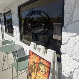 Entrance with seating