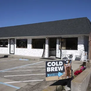 Vibrant and creamy matcha lattes at New Brew Cafe - a customer favorite for a refreshing, earthy, and energizing drink in Rocklin, CA.