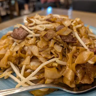 Beef chow fun