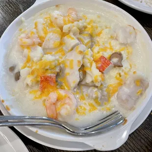 Baked Seafood with White Cream Sauce