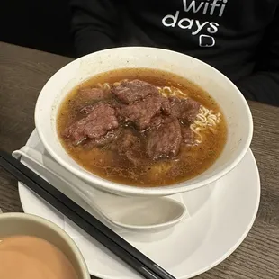 Crispy Tomato Beef Noodles