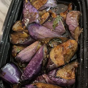 Eggplant With Garlic Sauce