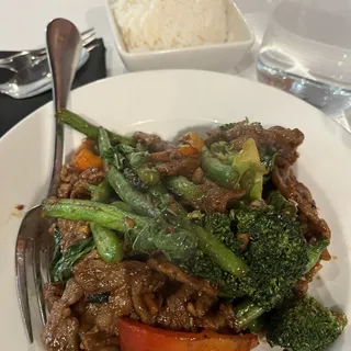 Fiery Vegetables With Beef