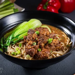 House Special Beef
Noodle Soup