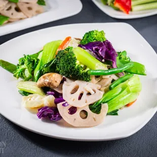 Sauteed Seasonal Chinese Vegetable