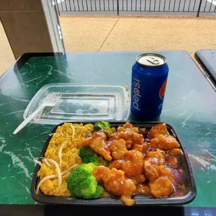 General Tsos Chicken lunch special with Fried Rice