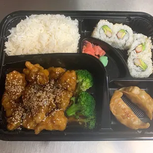Bento-Box Seasame Chicken