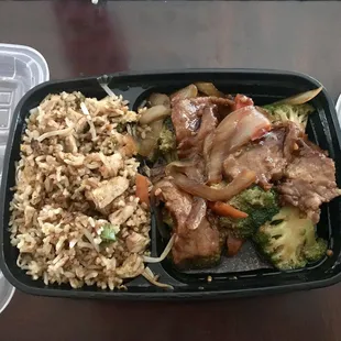 Beef and broccoli lunch special.