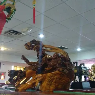 a statue of a man riding a horse