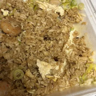 You see the pieces that are burnt yes it was through out my rice