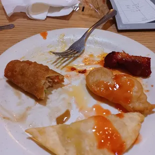 Flavorless food. The Boneless Spare Rib was too tough to chew. I had to spit multiple items out.