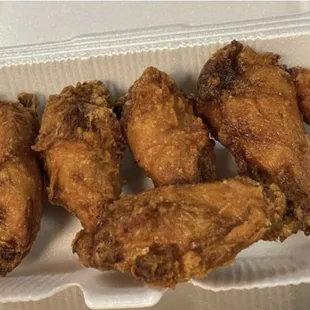 S17 - Fried Chicken Wings 6pc - $4.99