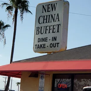 a car parked in front of the restaurant