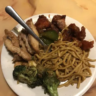 Buffet food