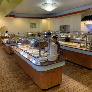 sushi and sashimi, interior