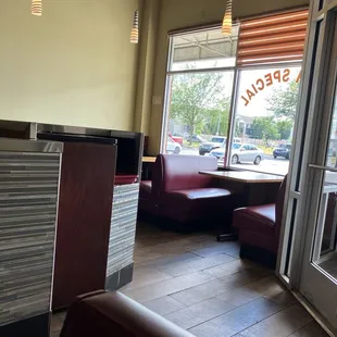 sushi and sashimi, interior