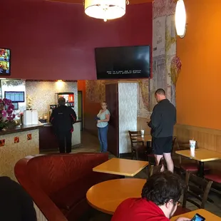 sushi and sashimi, interior