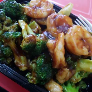 Shrimp w brocolli