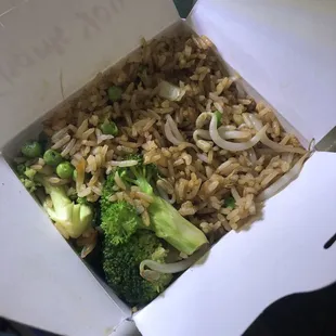 Vegetable fried rice $6 (4.5/5)