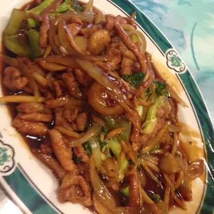 Pork with garlic sauce.