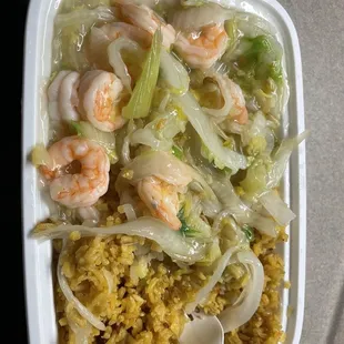 C11. Shrimp Chow Mein Combination Plate
