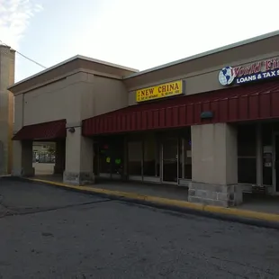 the exterior of a restaurant