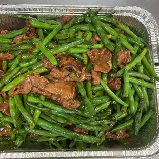 Beef with string beans