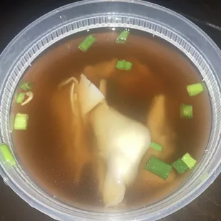 18. Wonton Soup, Pan fried Dumplings and 99. Moo Goo Gai Pan