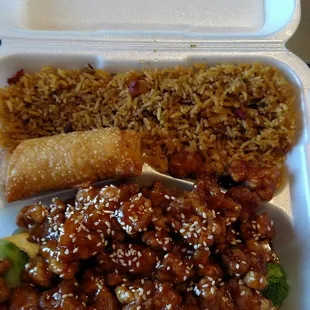 Sesame Chicken lunch combo only $6.49