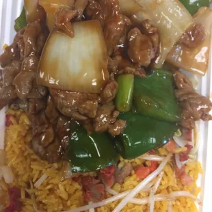 Pepper steak with onion