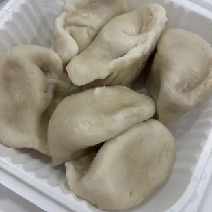 6 Pieces Steamed Dumplings
