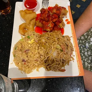 Sweet and sour chicken plate.