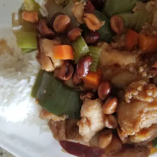 Kung pao chicken with steam rice