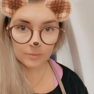 Elle S.