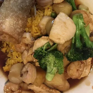 Chicken and shrimp hibachi, egg rolls.