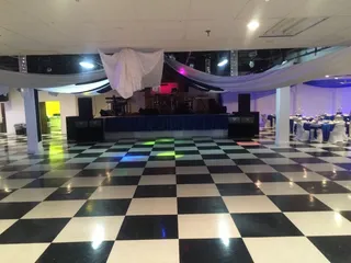 El Tropicana Night Club