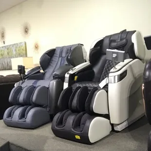 State of the art massage chairs by Cozzia