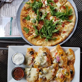 Chicken Nachos Supreme