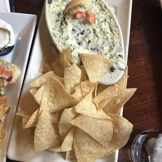 Homemade Spinach Artichoke Dip