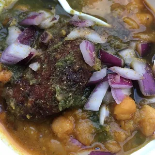 Aloo Tikki Chaat
