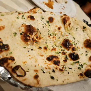 Garlic naan