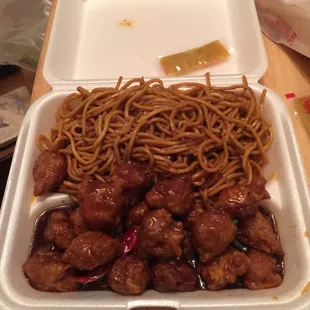 Generals chicken with lo mien