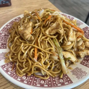 Chicken Lo Mein