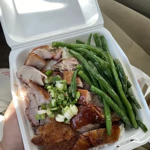 Vit Quay Aka Roasted Duck