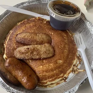 Pancake with sausage, extra syrup