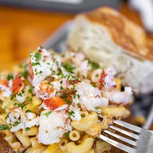 Lobster Mac &amp; Cheese Bread Bowl ($28)